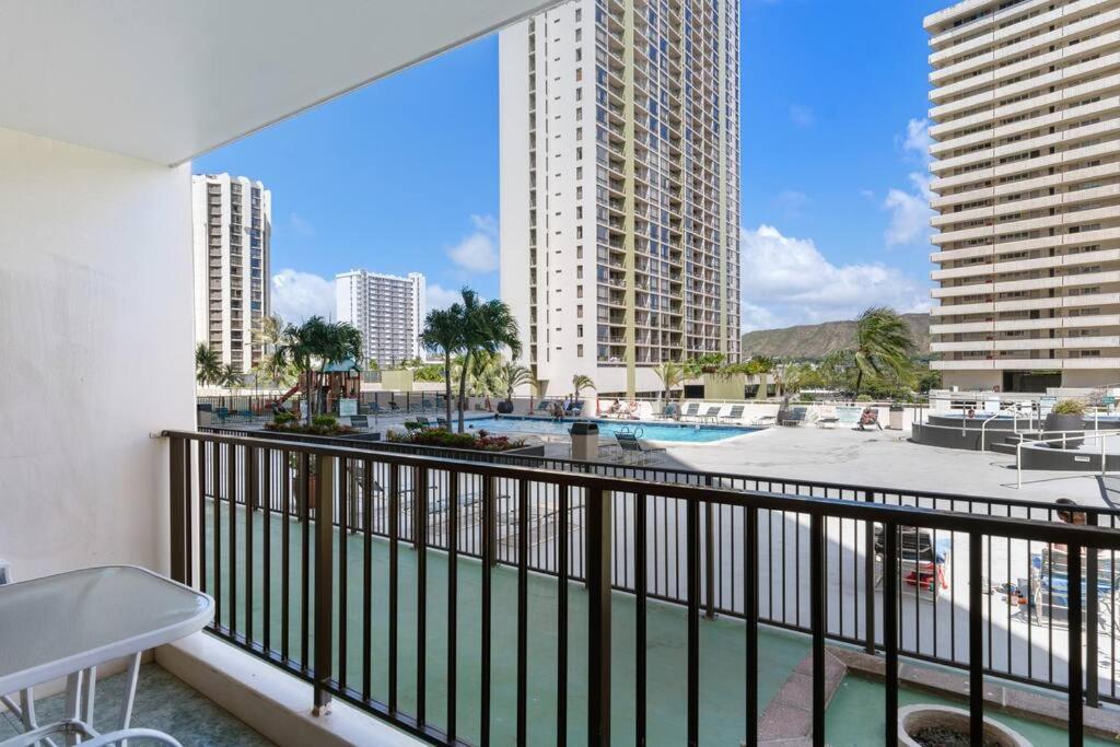 Punawai Suite @Waikiki Banyan Honolulu Zewnętrze zdjęcie